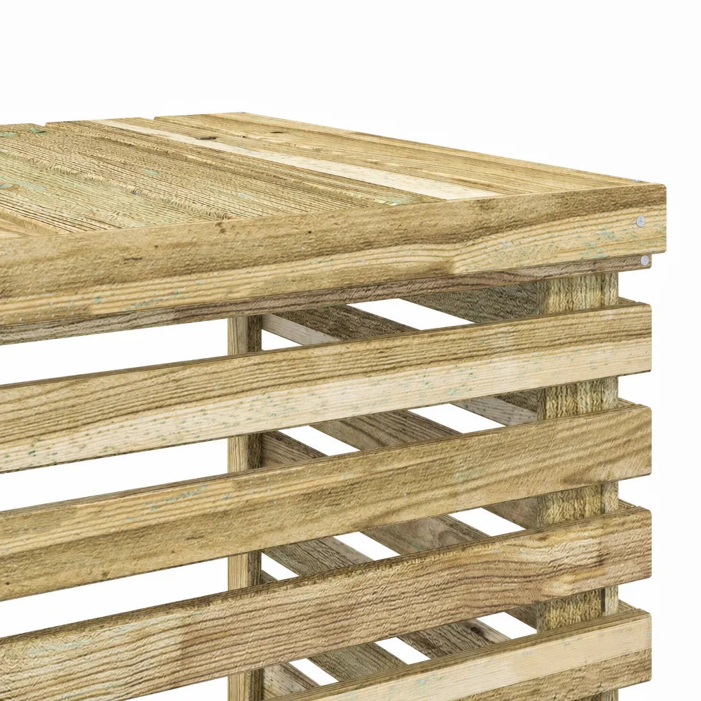 Détail des lattes en bois de pin traité du cache climatiseur extérieur
